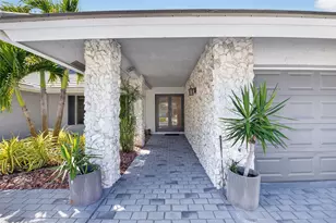 10182 Boca Woods Ln, Boca Raton, FL 33428 - Photo 8