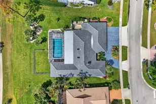 10182 Boca Woods Ln, Boca Raton, FL 33428 - Photo 6