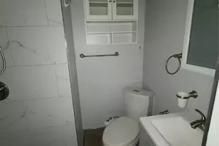 904 SE 13th St, Fort Lauderdale, FL 33316 - Photo 4