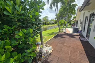 2098 SW 17th Dr, Deerfield Beach, FL 33442 - Photo 6