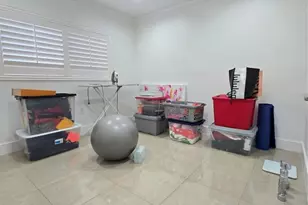 7895 W 29th Ln, Hialeah, FL 33018 - Photo 20