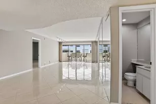 330 SE 20th Ave, Deerfield Beach, FL 33441 - Photo 10