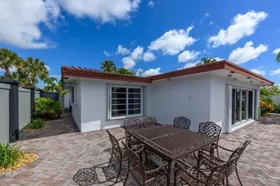 200 SE 11th Street, Pompano Beach, FL 33060 - Photo 8