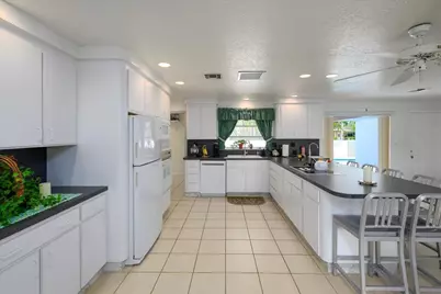 200 SE 11th Street, Pompano Beach, FL 33060 - Photo 18