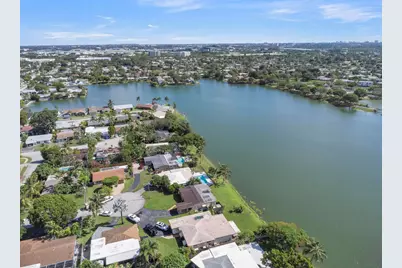 1774 NW 39th Place, Oakland Park, FL 33309 - Photo 48