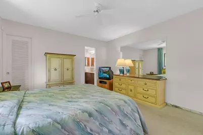 1774 NW 39th Place, Oakland Park, FL 33309 - Photo 28