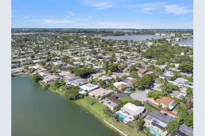1774 NW 39th Place, Oakland Park, FL 33309 - Photo 46