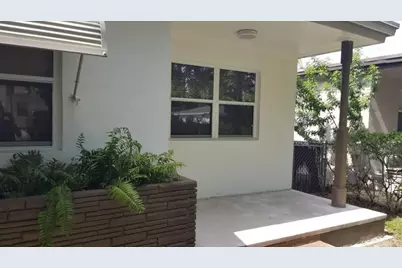 1933 Dewey Street, Hollywood, FL 33020 - Photo 20