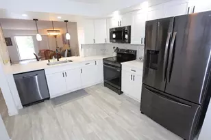 13001 SW 11th Ct, Hollywood, FL 33027 - Photo 10