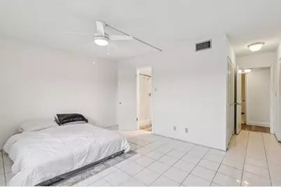 1024 SE 4th Avenue #204, Dania Beach, FL 33004 - Photo 20