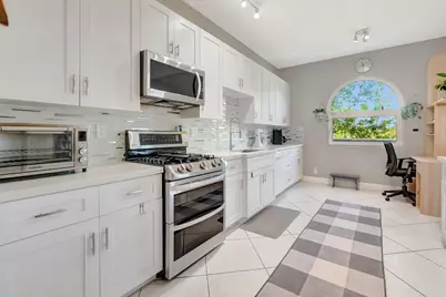 1776 Bay Drive, Pompano Beach, FL 33062 - Photo 18