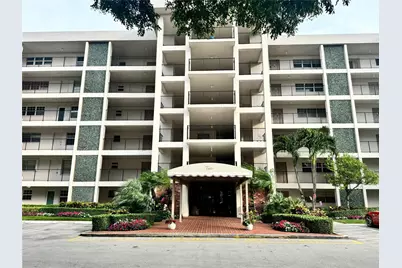 2850 N Palm Aire Drive #207, Pompano Beach, FL 33069 - Photo 1