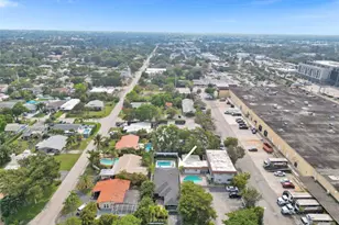 1280 NE 40th St, Oakland Park, FL 33334 - Photo 10