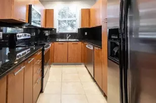 2343 Vintage Dr, Pompano Beach, FL 33064 - Photo 2