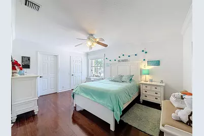 1673 Victoria Pointe Circle, Weston, FL 33327 - Photo 46