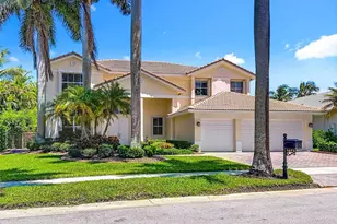 1673 Victoria Pointe Cir, Weston, FL 33327 - Photo 6