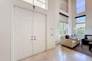 1673 Victoria Pointe Cir, Weston, FL 33327 - Photo 10