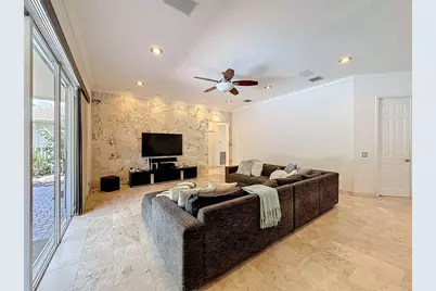 1673 Victoria Pointe Circle, Weston, FL 33327 - Photo 28