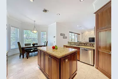 1673 Victoria Pointe Circle, Weston, FL 33327 - Photo 20