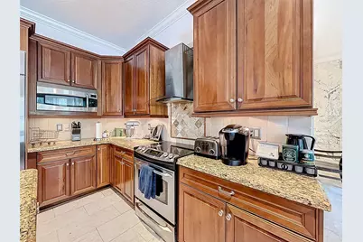 1673 Victoria Pointe Circle, Weston, FL 33327 - Photo 18