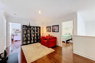 1673 Victoria Pointe Cir, Weston, FL 33327 - Photo 42