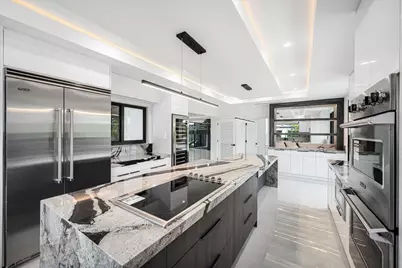 10201 SW 64th Street, Miami, FL 33173 - Photo 12