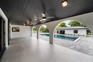 10201 SW 64th St, Miami, FL 33173 - Photo 34