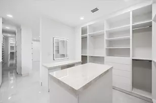 10201 SW 64th St, Miami, FL 33173 - Photo 24