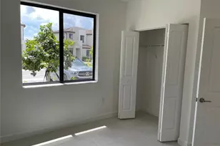 20651 NE 7 Pl, Miami, FL 33179 - Photo 6