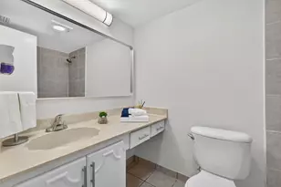 126 Sparrow Dr, Royal Palm Beach, FL 33411 - Photo 16