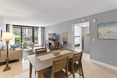 16 Royal Palm Way #302, Boca Raton, FL 33432 - Photo 12