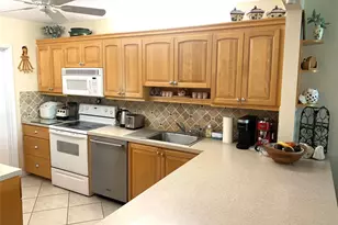 2731 NE 14th Street Cswy Unit, Pompano Beach, FL 33062 - Photo 2