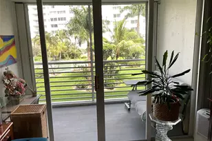 2731 NE 14th Street Cswy Unit, Pompano Beach, FL 33062 - Photo 14