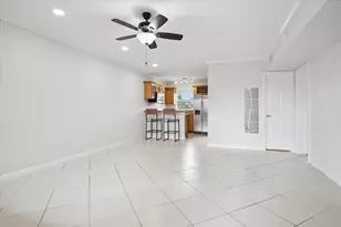 924 SE 2nd St, Fort Lauderdale, FL 33301 - Photo 6