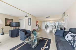 3675 N Country Club Dr, Aventura, FL 33180 - Photo 6