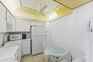 3675 N Country Club Dr, Aventura, FL 33180 - Photo 22