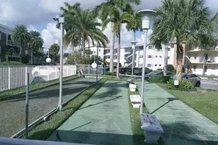 460 Paradise Isle Blvd, Hallandale Beach, FL 33009 - Photo 16