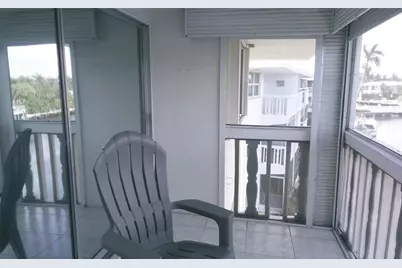 460 Paradise Isle Boulevard #301, Hallandale Beach, FL 33009 - Photo 8