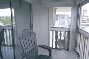 460 Paradise Isle Blvd, Hallandale Beach, FL 33009 - Photo 8