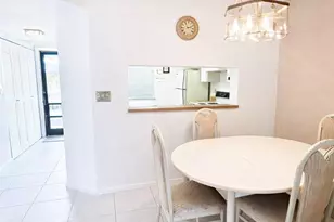 5550 Lakeside Dr, Margate, FL 33063 - Photo 8