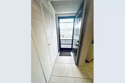 5550 Lakeside Drive #203, Margate, FL 33063 - Photo 16