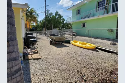 135 Peace Avenue, Tavernier, FL 33070 - Photo 10