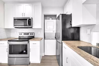 3213 Colony Club Road, Pompano Beach, FL 33062 - Photo 10