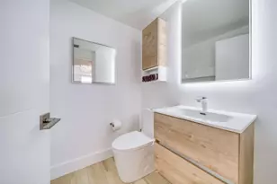 6365 Collins Ave, Miami Beach, FL 33141 - Photo 6