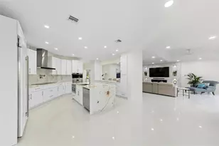 10038 Vestal Pl, Coral Springs, FL 33071 - Photo 2