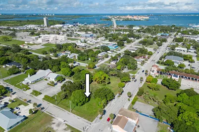 N 9th Street, Fort Pierce, FL 34950 - Photo 2