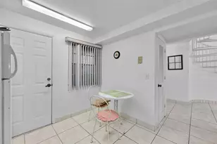 620 Tennis Club Dr, Fort Lauderdale, FL 33311 - Photo 12