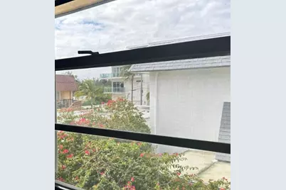 347 Elm Street, Hollywood, FL 33019 - Photo 12