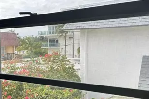 347 Elm St, Hollywood, FL 33019 - Photo 12