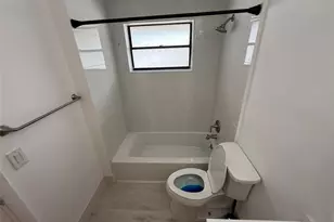 347 Elm St, Hollywood, FL 33019 - Photo 10